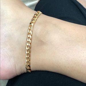 cuban link anklets!!